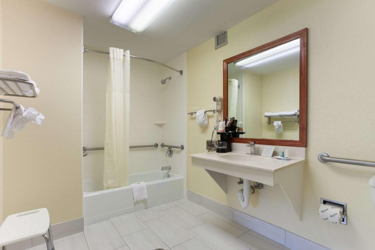 Quality Inn St George I-95 St. George Buitenkant foto