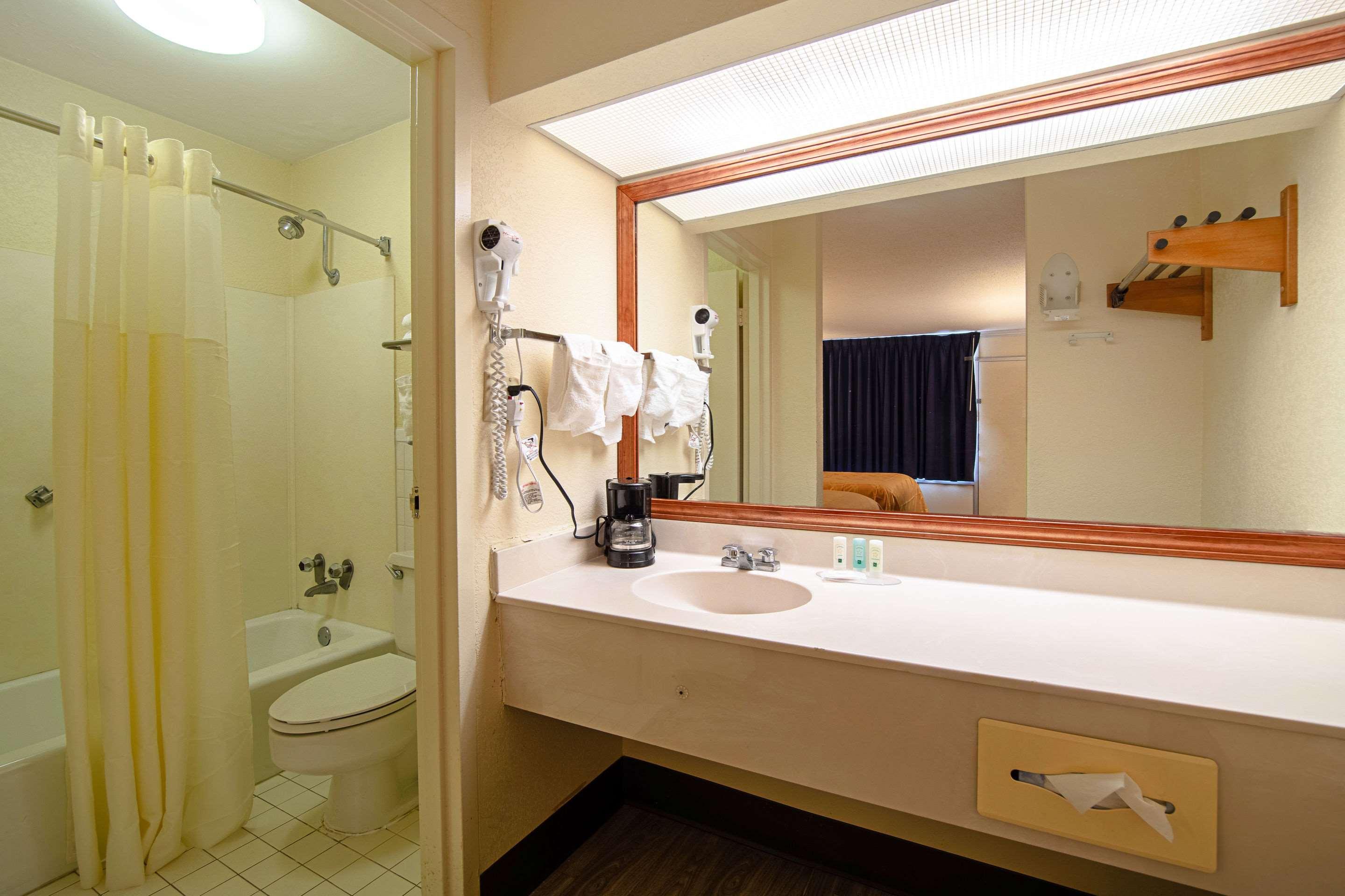 Quality Inn St George I-95 St. George Buitenkant foto